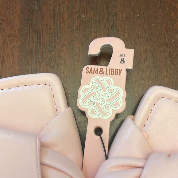 Sam & Libby pale pink flats Size 8
New - Picture 3 of 6